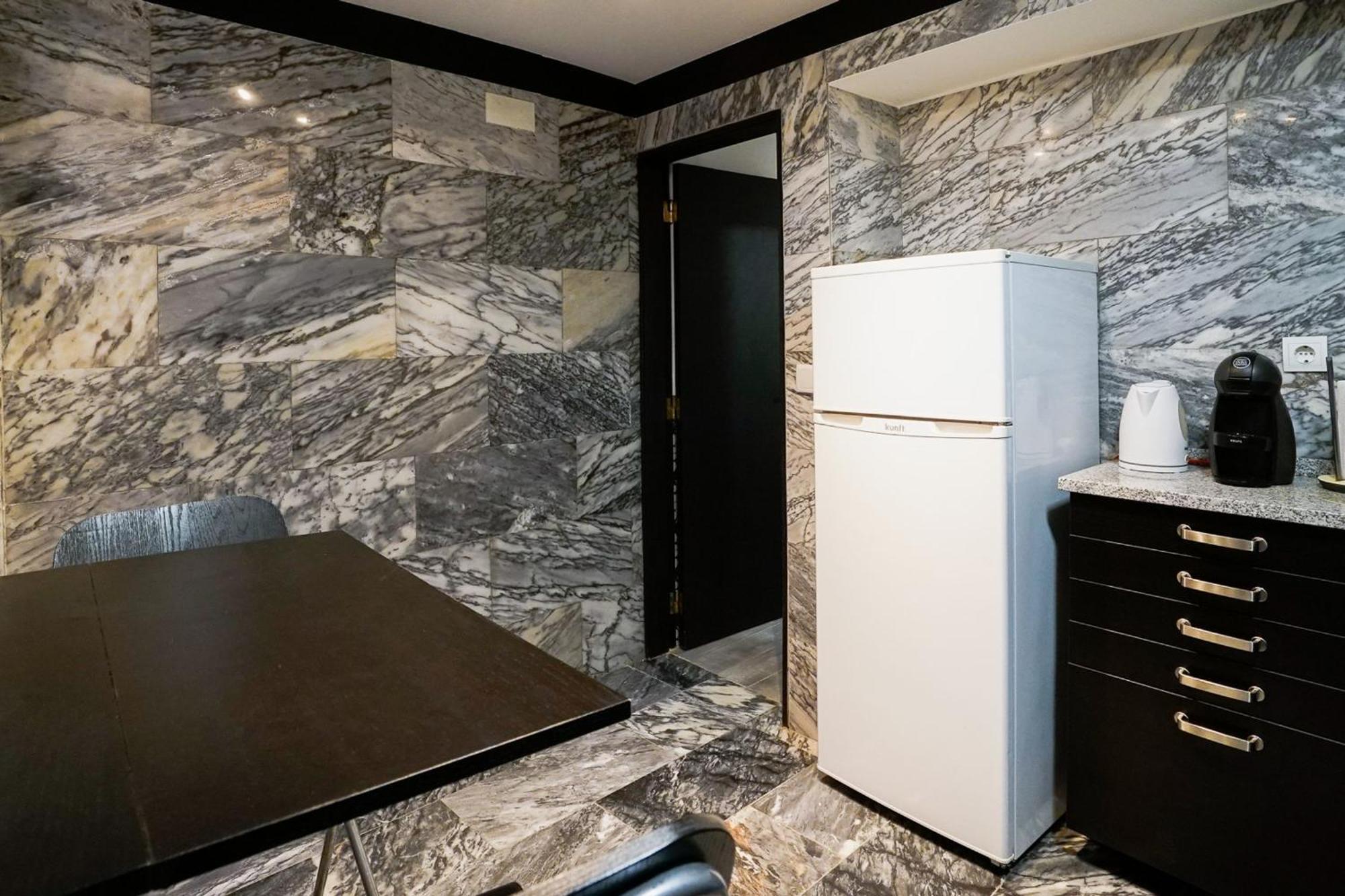 Cosmopolitan Chiado Apartment By Lovelystay Lisboa Exterior foto